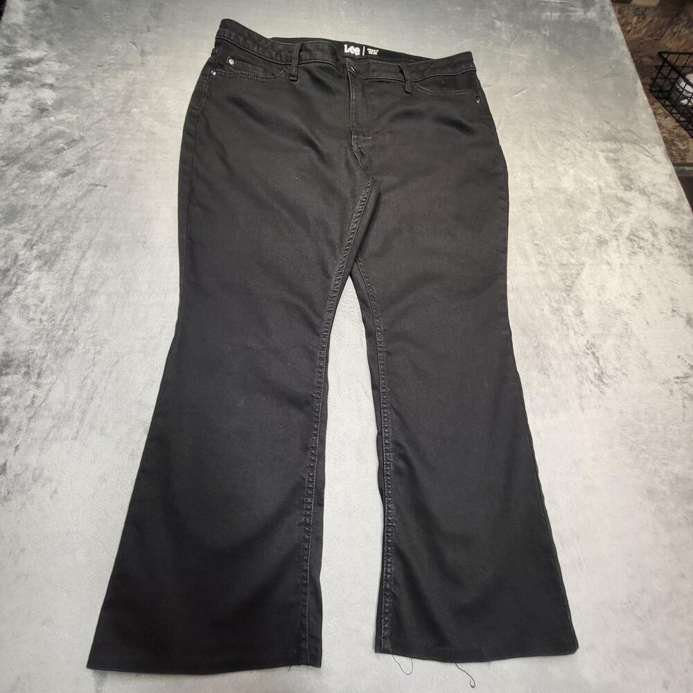 Lee Jeans Womens 18? Black Bootcut Regular Fit Mid Rise Stretch Denim 5-Pocket